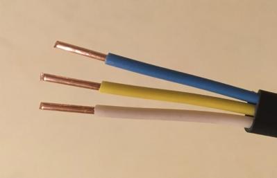 Barve žic v trižilnem kablu